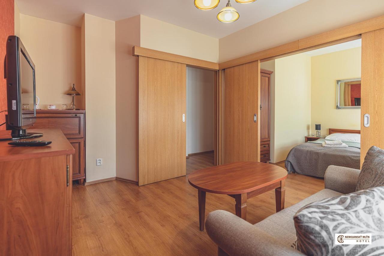 Hotel Nemojansky Mlyn Nemojany Esterno foto