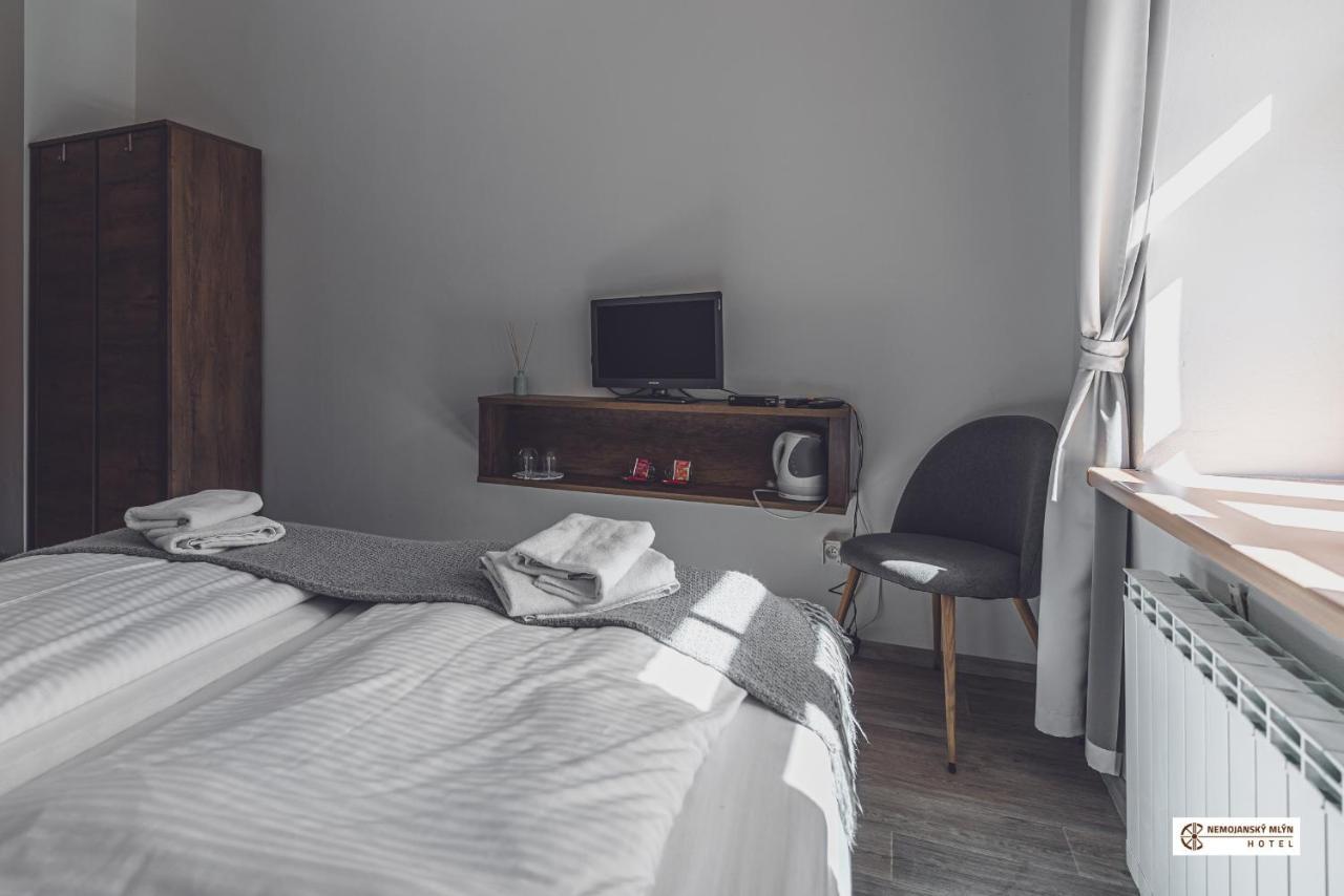 Hotel Nemojansky Mlyn Nemojany Esterno foto