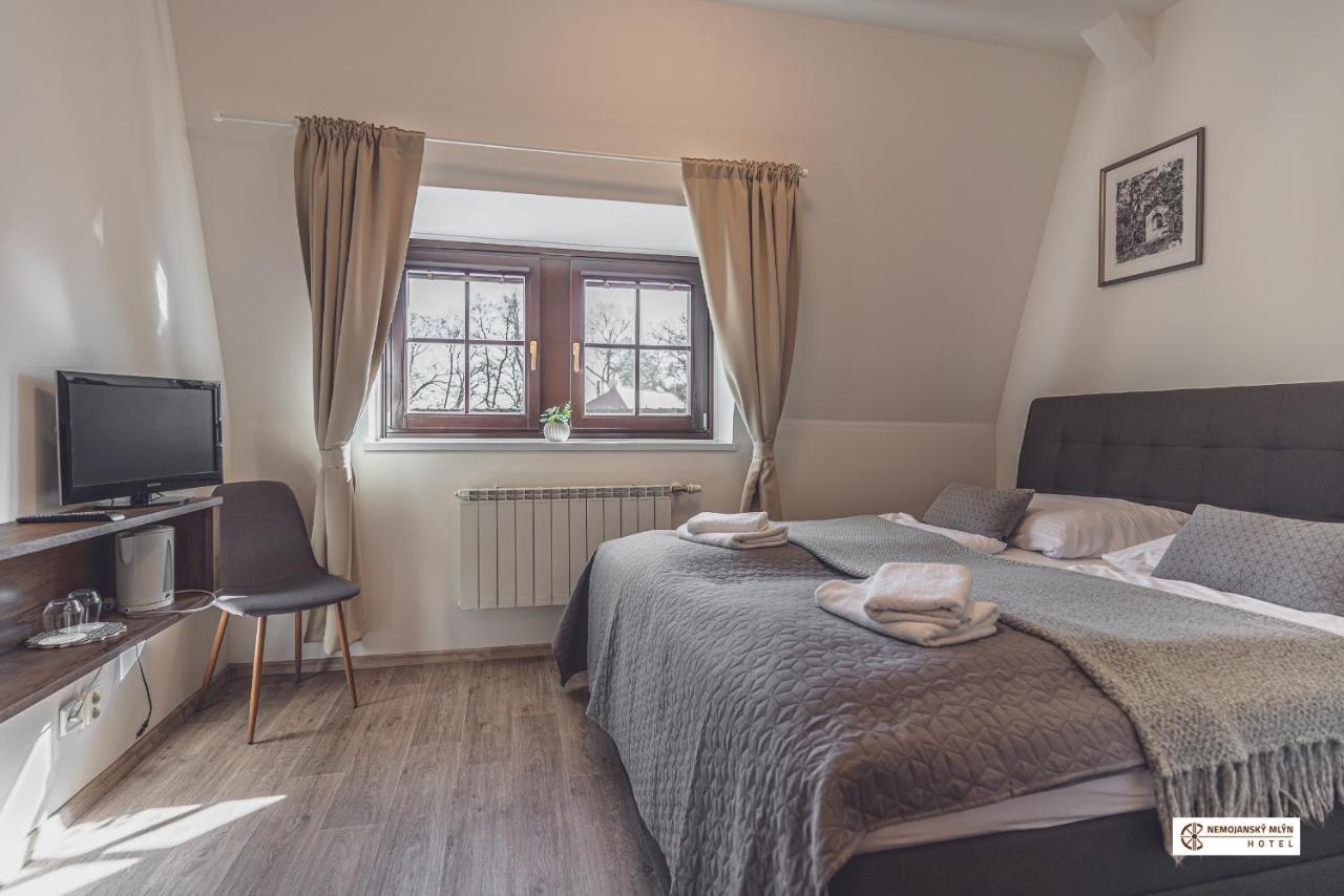 Hotel Nemojansky Mlyn Nemojany Esterno foto