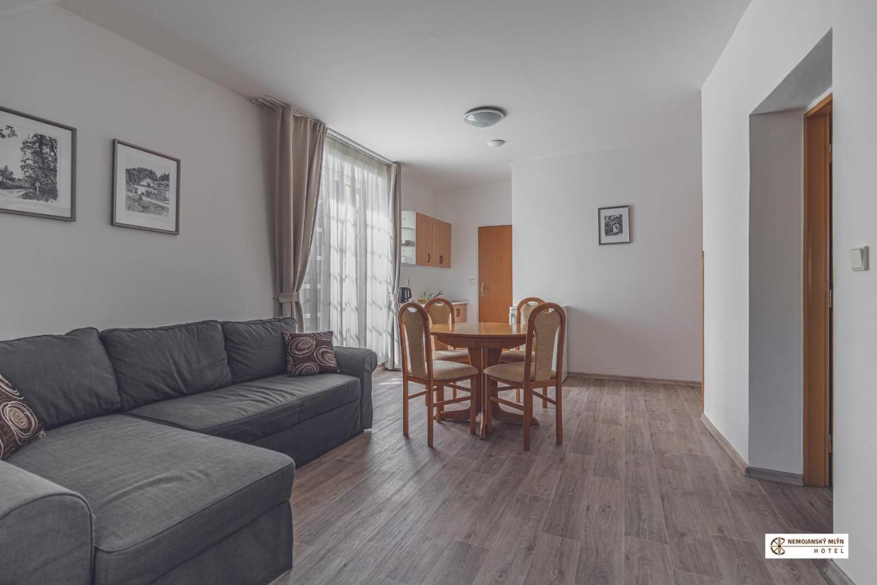Hotel Nemojansky Mlyn Nemojany Esterno foto