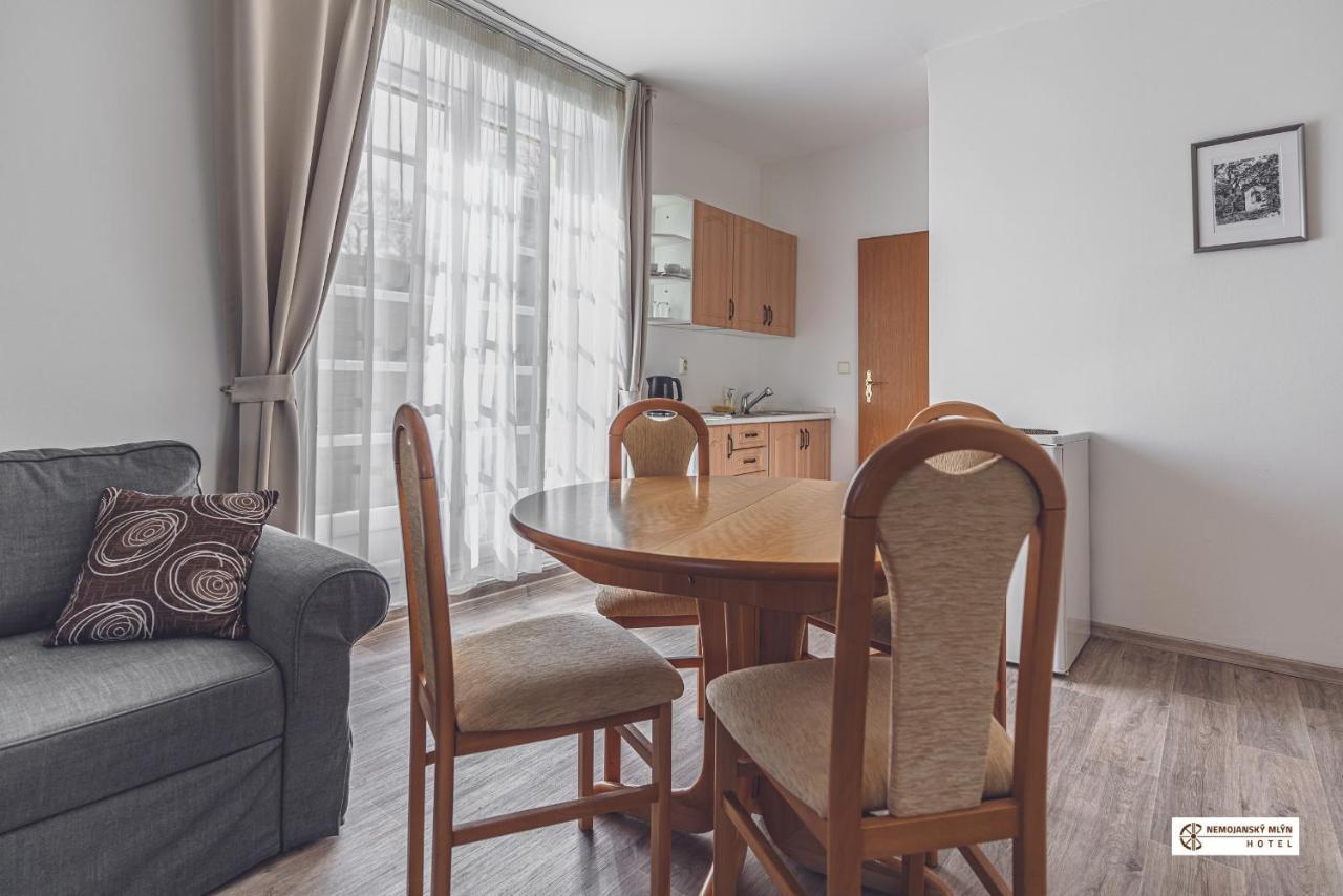 Hotel Nemojansky Mlyn Nemojany Esterno foto